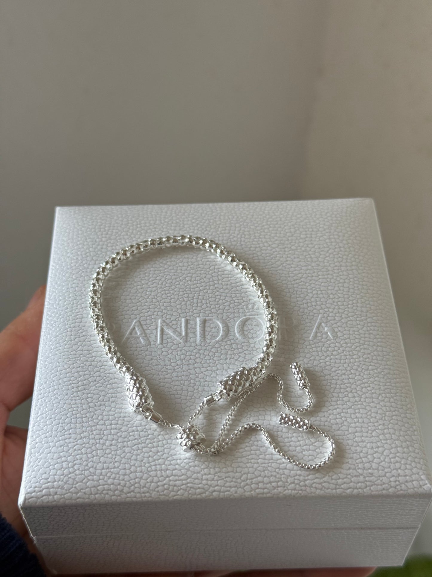 Pulsera Pandora ajustable