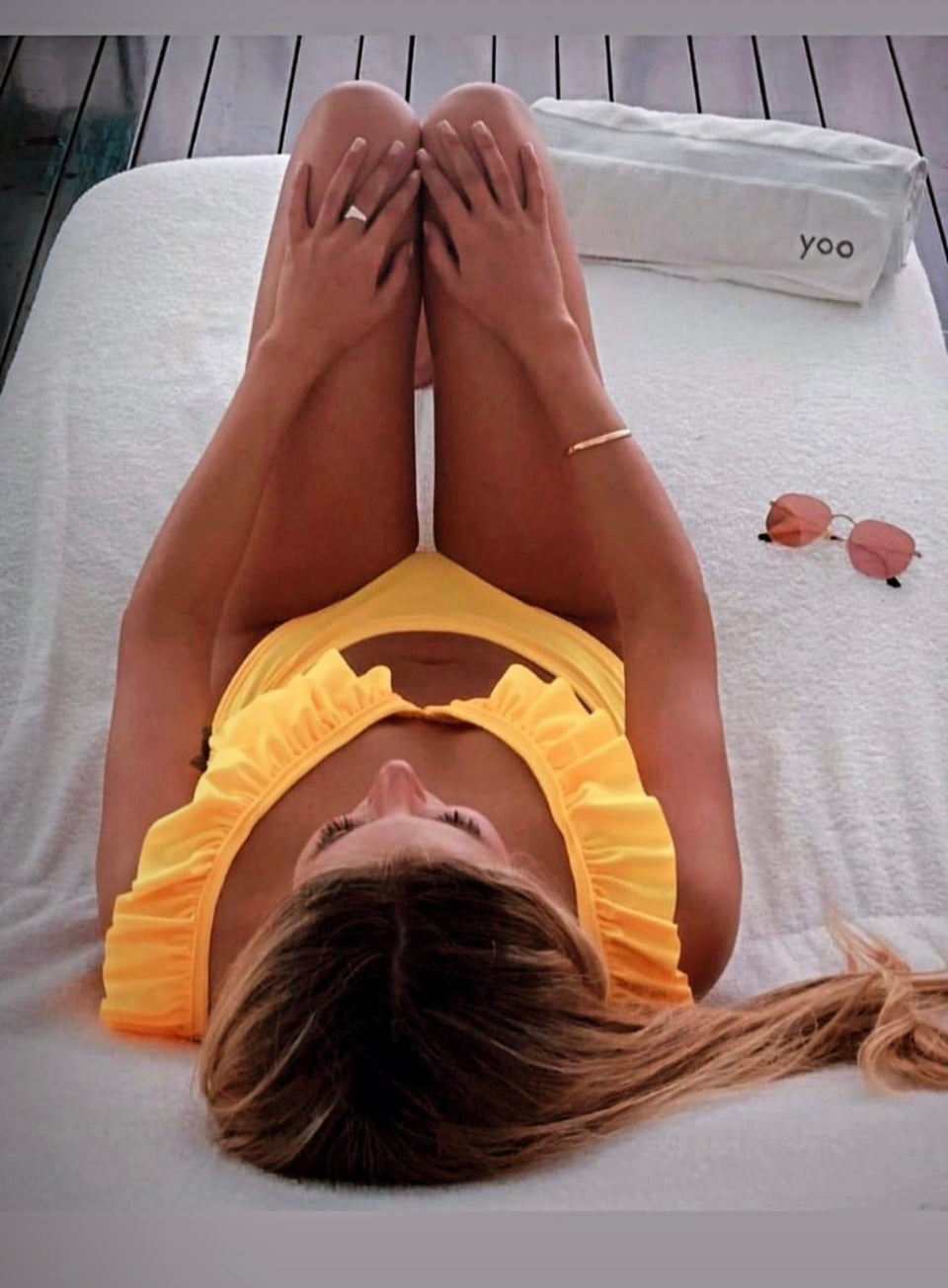 Bikini ziri volados tiro medio