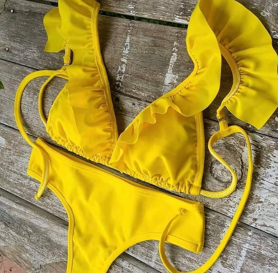 Bikini ziri volados tiro medio