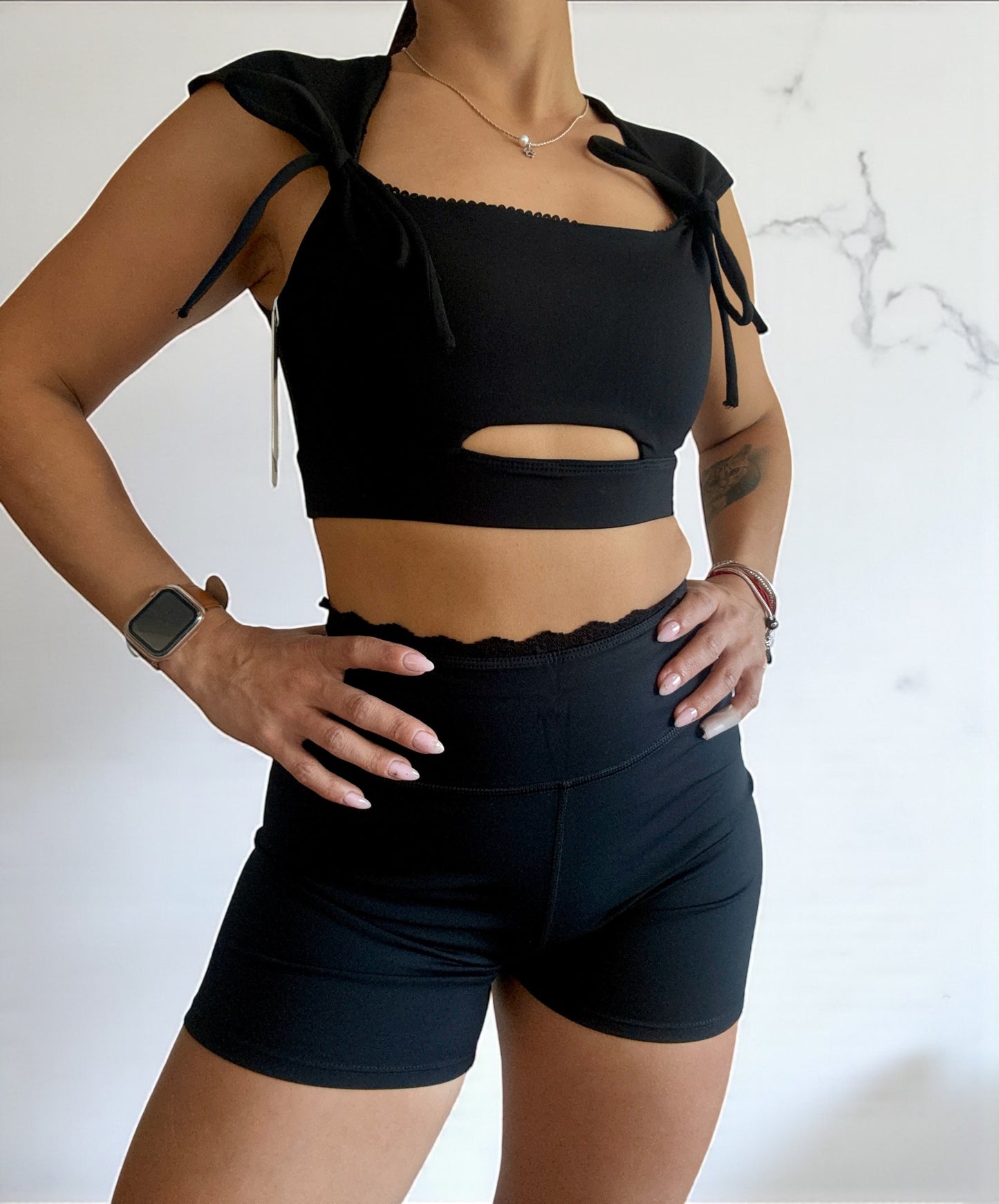 Calza biker Aralina con puntilla