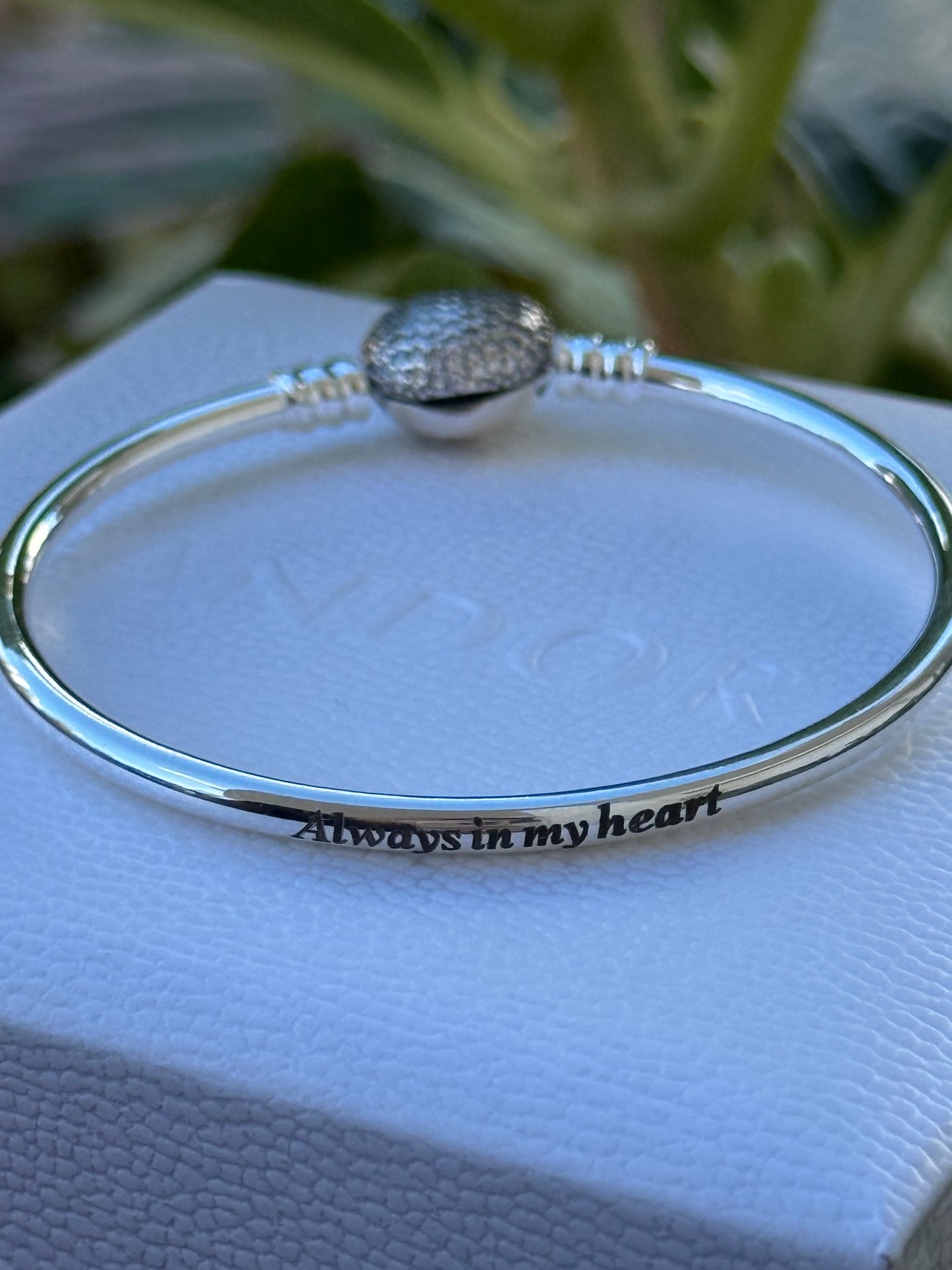 Pulsera corazón rígida circonio