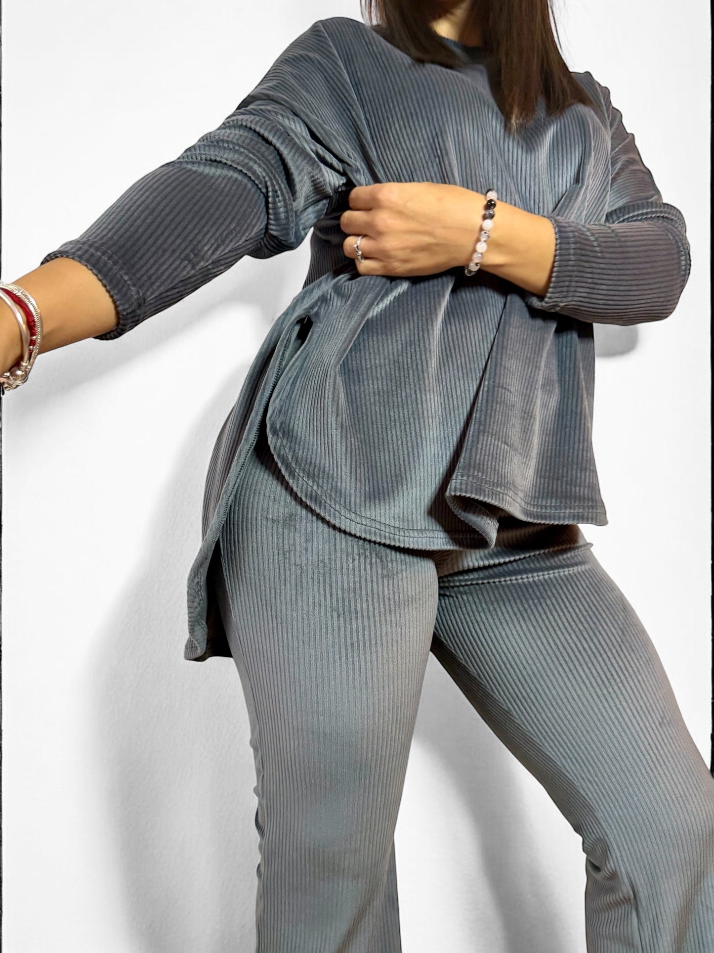 Conjunto Pantalón Oxford y buzo redondo