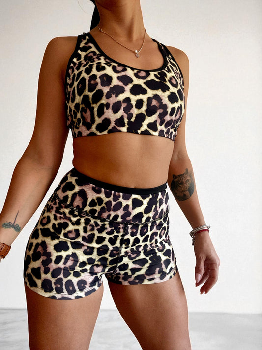 Conjunto Aralina top + calza