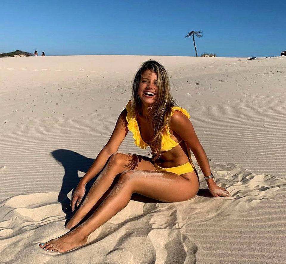 Bikini ziri volados tiro medio