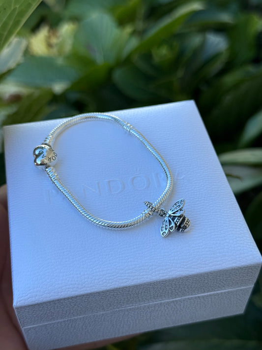 Charms abeja Pandora