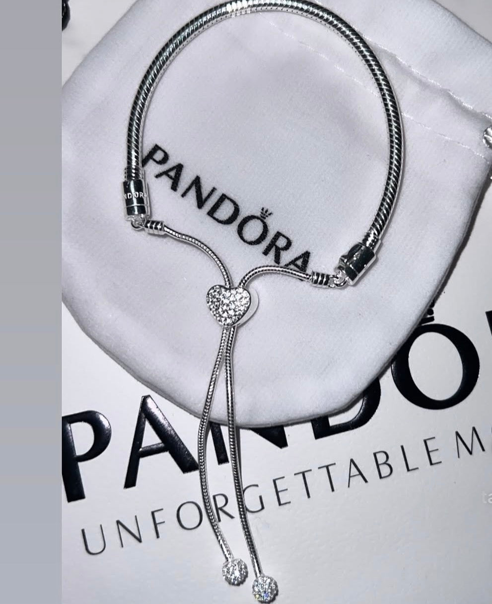 Pulsera Pandora corazón ajustable